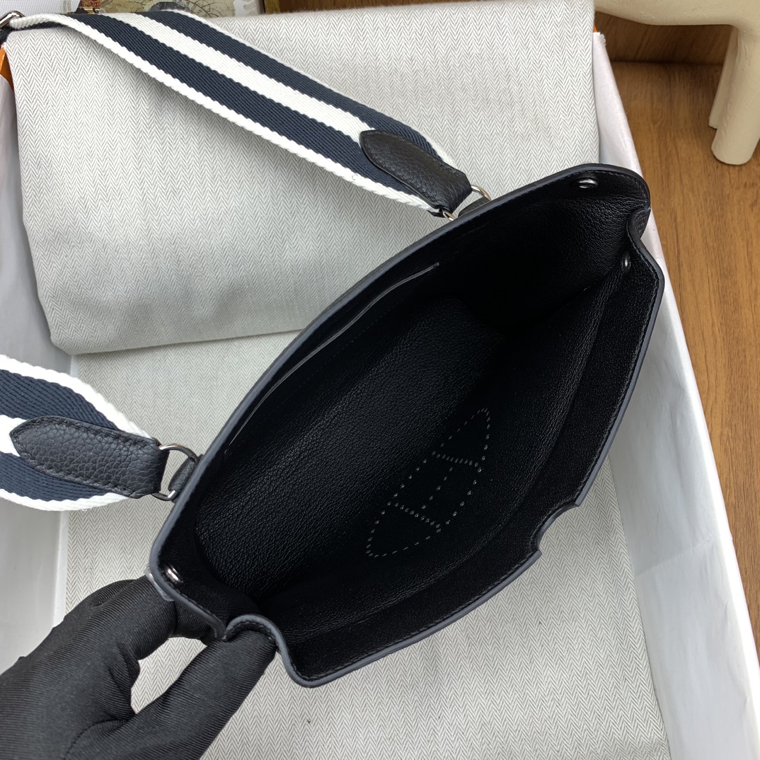 에르메스 비드포쉬 백 토고 누아